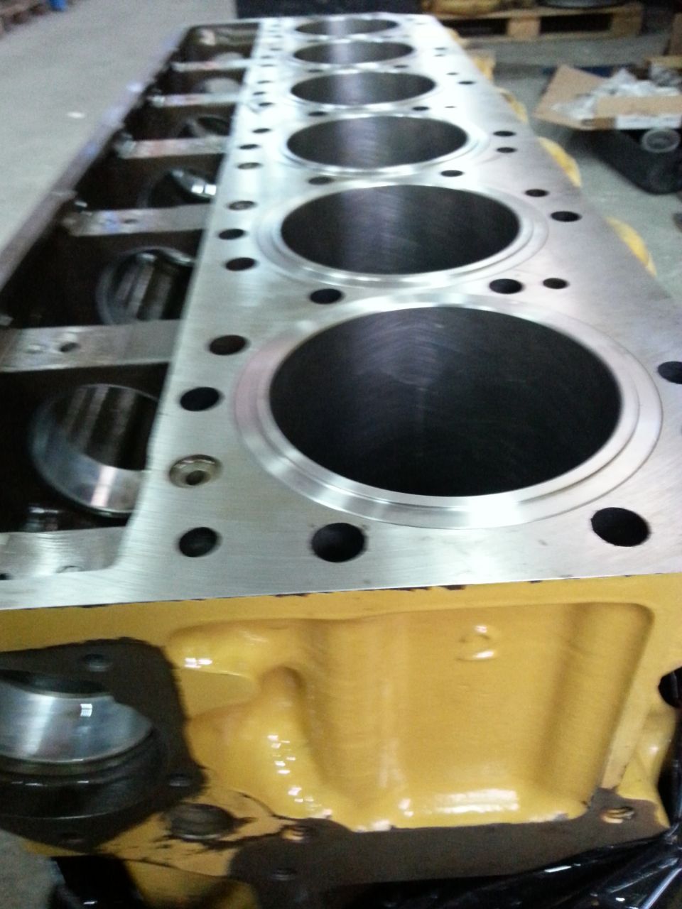 Cat 345 Rebuilt Engine